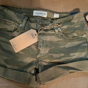 Lucky Brand camo shorts NWT size 2 / 26